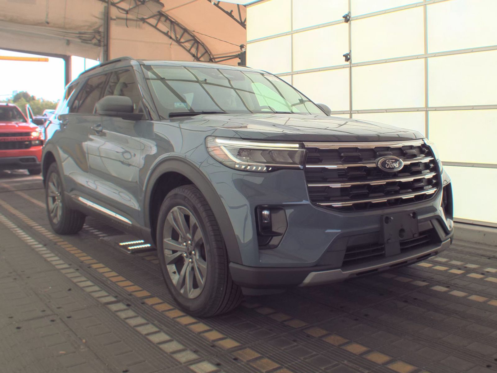 FORD EXPLORER - 5