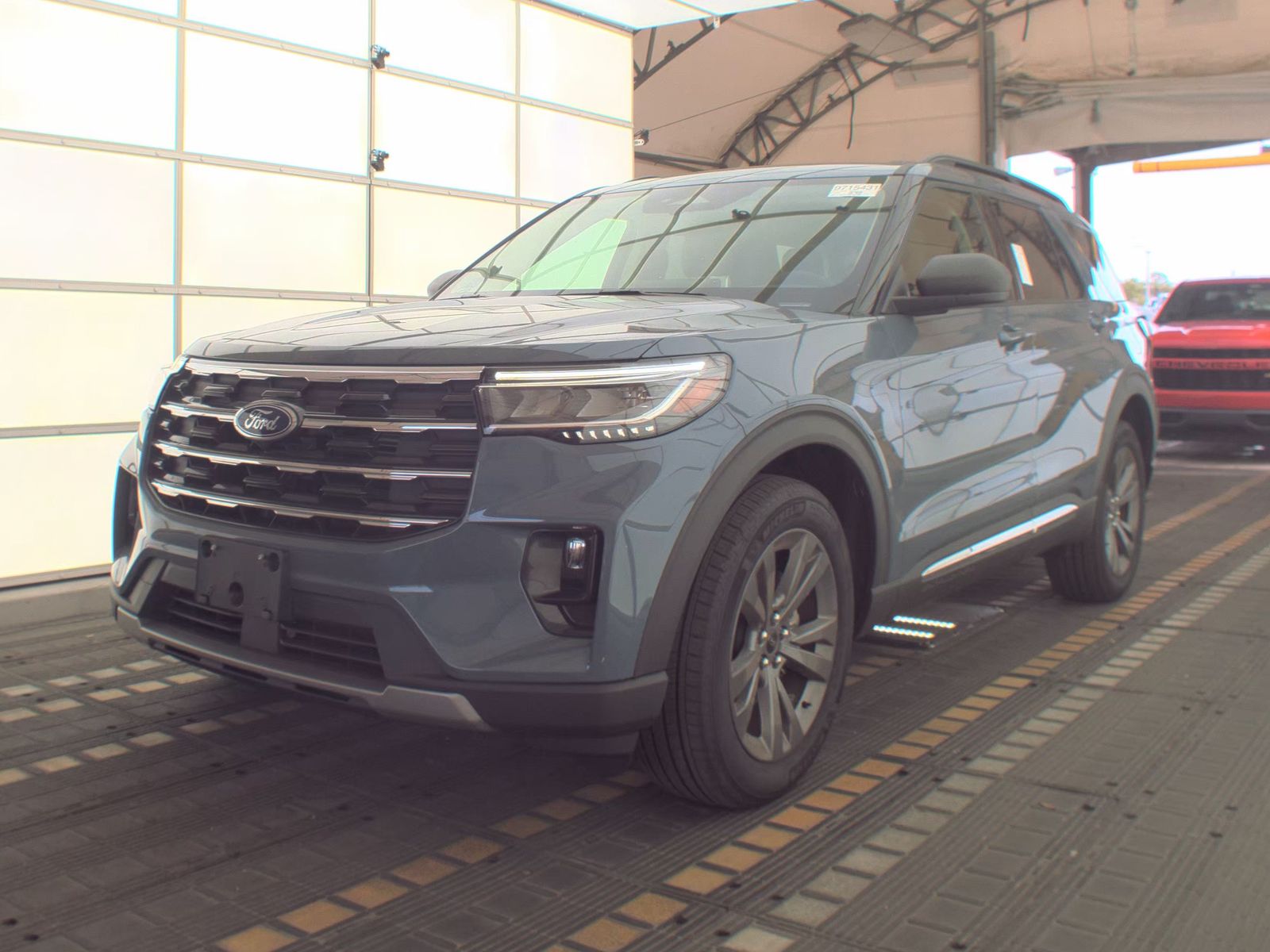 FORD EXPLORER - 1