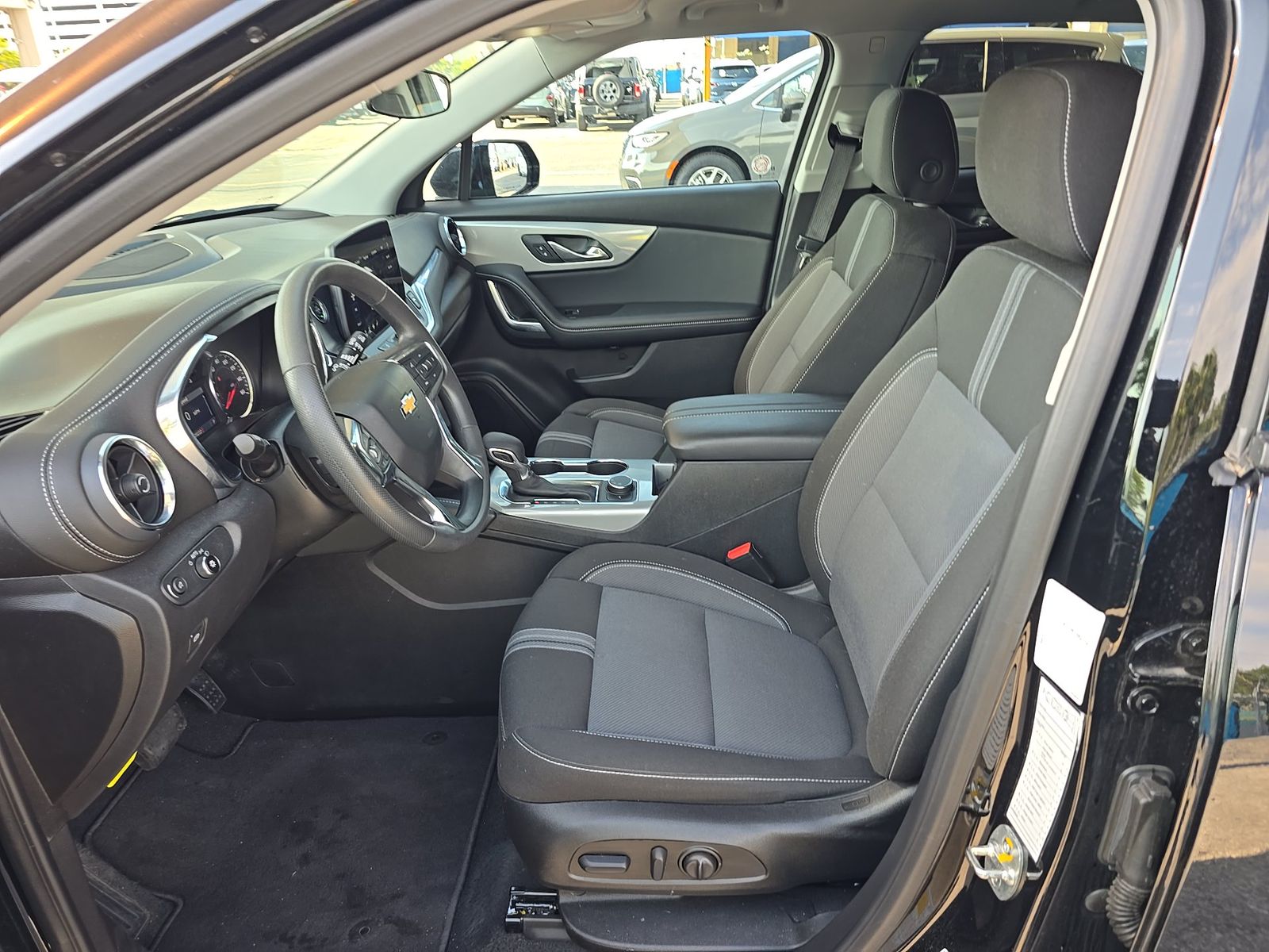 CHEVROLET BLAZER - 8