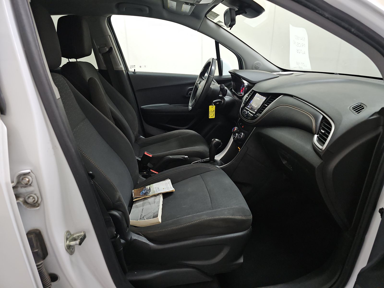 CHEVROLET TRAX - 9