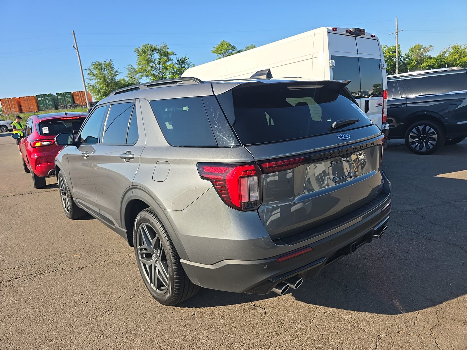 FORD EXPLORER - 7