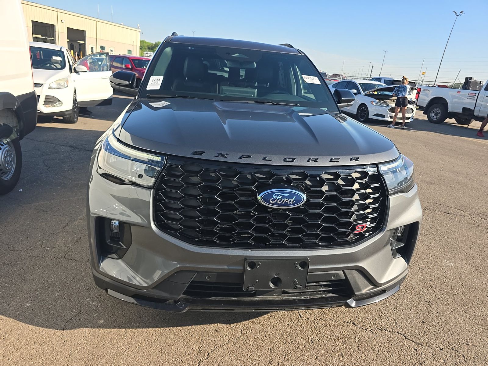 FORD EXPLORER - 3