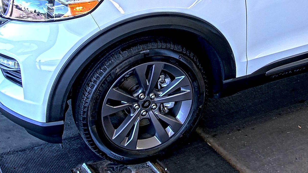 FORD EXPLORER - 8