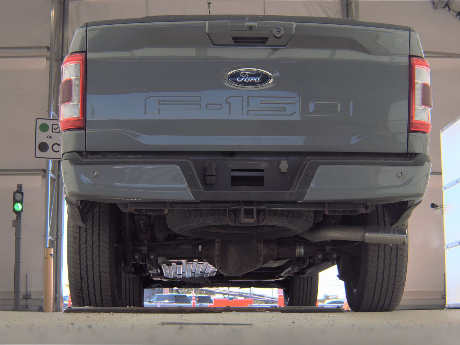 FORD F-150 - 8