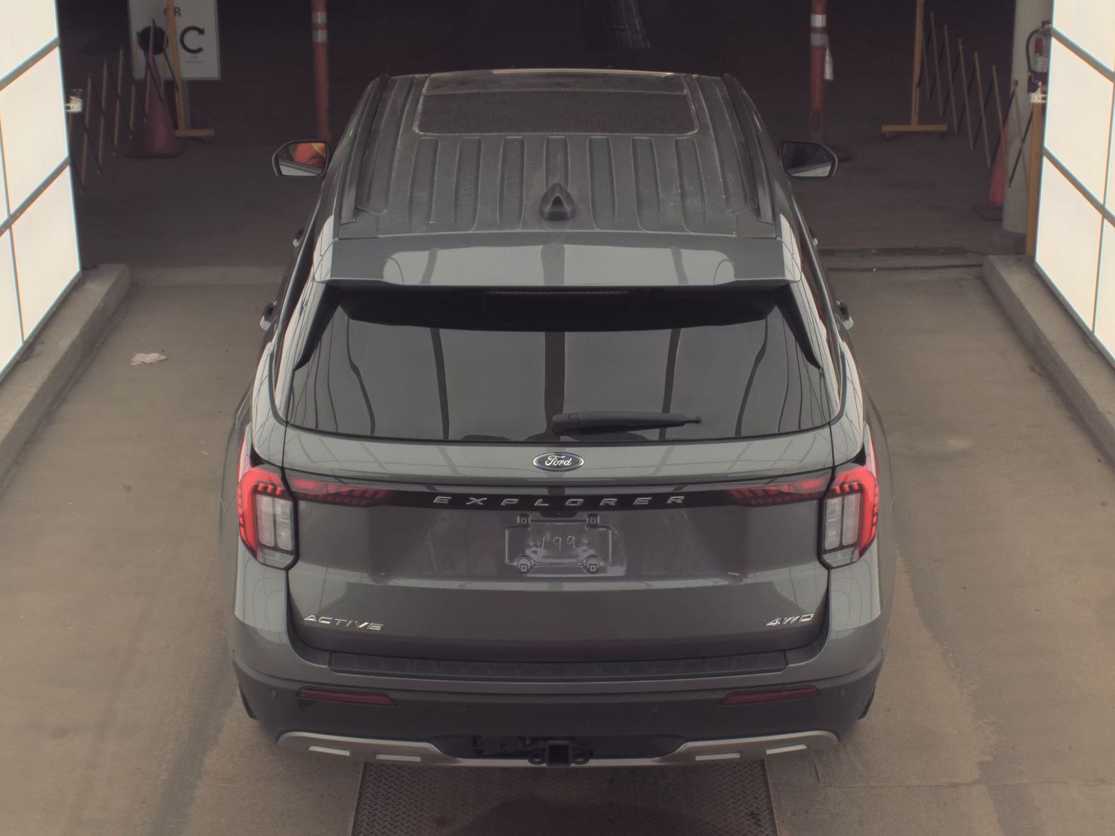 FORD EXPLORER - 7