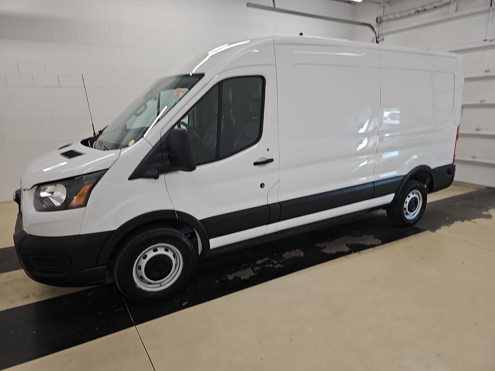 2024 Ford Transit's photo