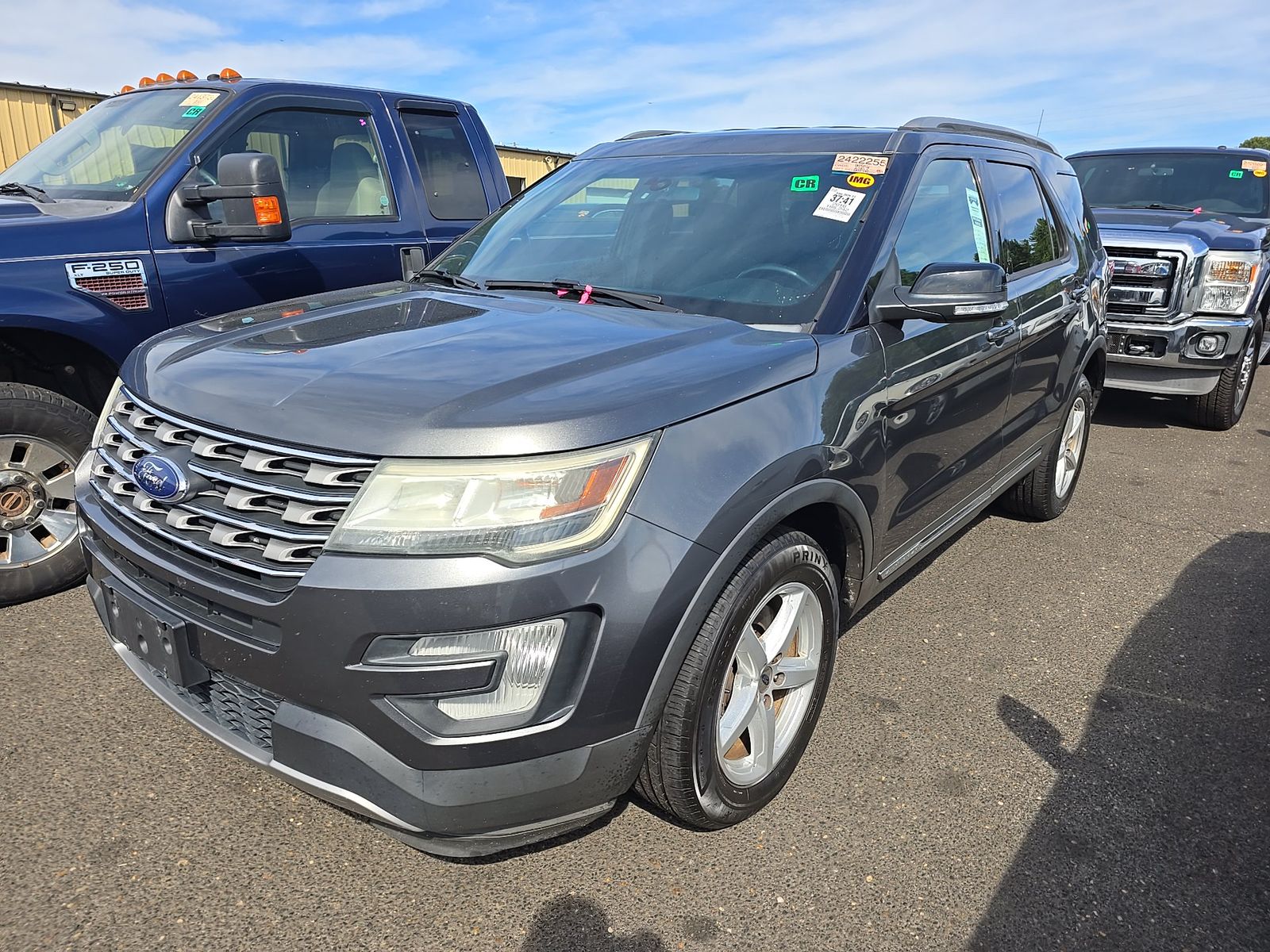FORD EXPLORER - 1