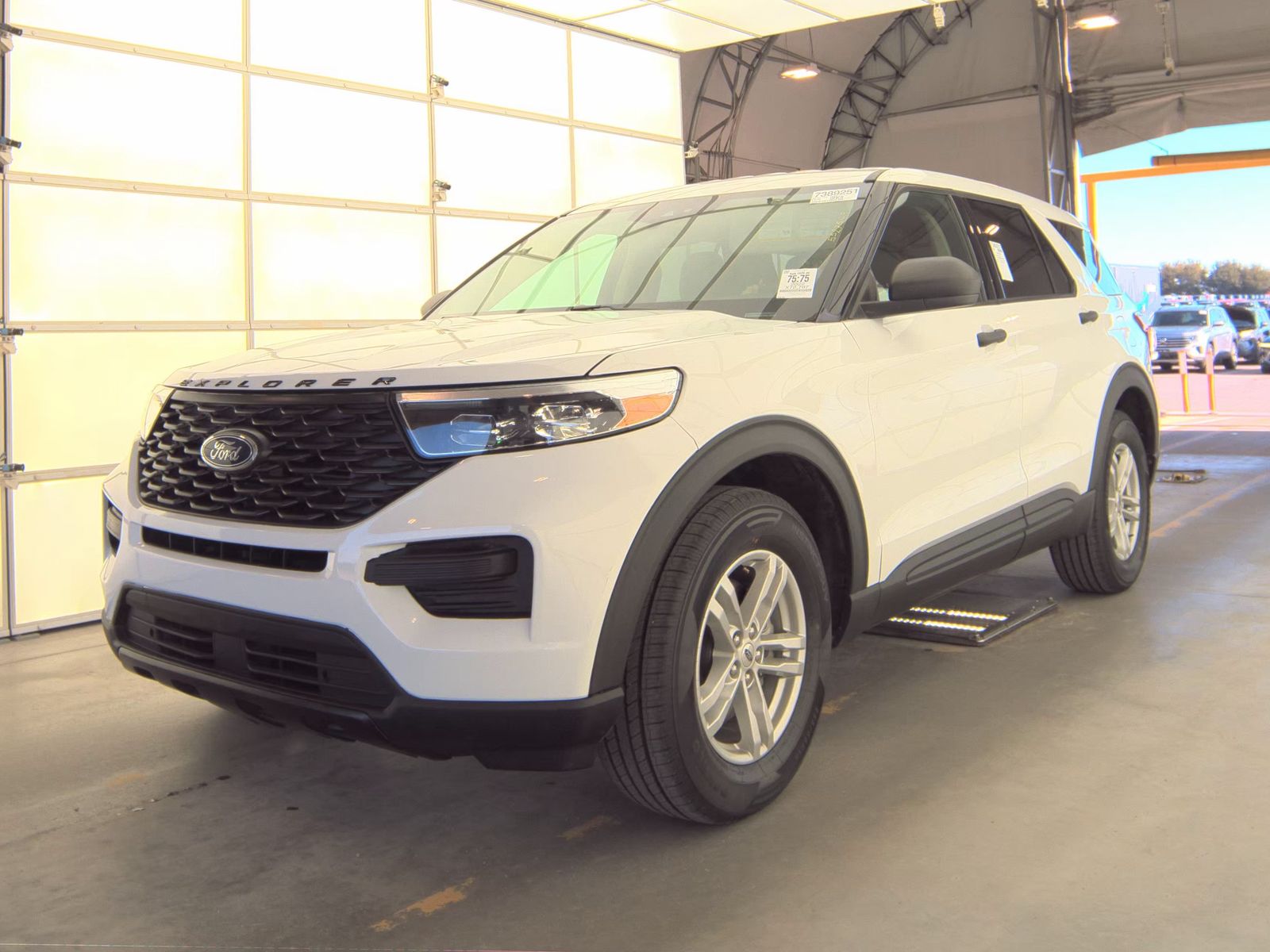 FORD EXPLORER - 1