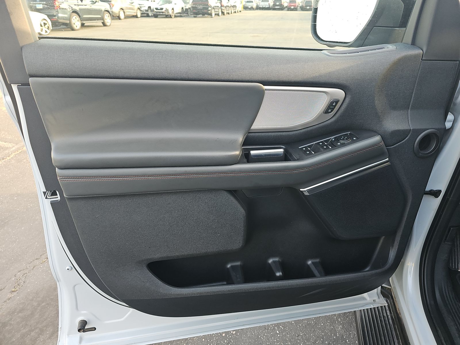 FORD EXPEDITION - 10