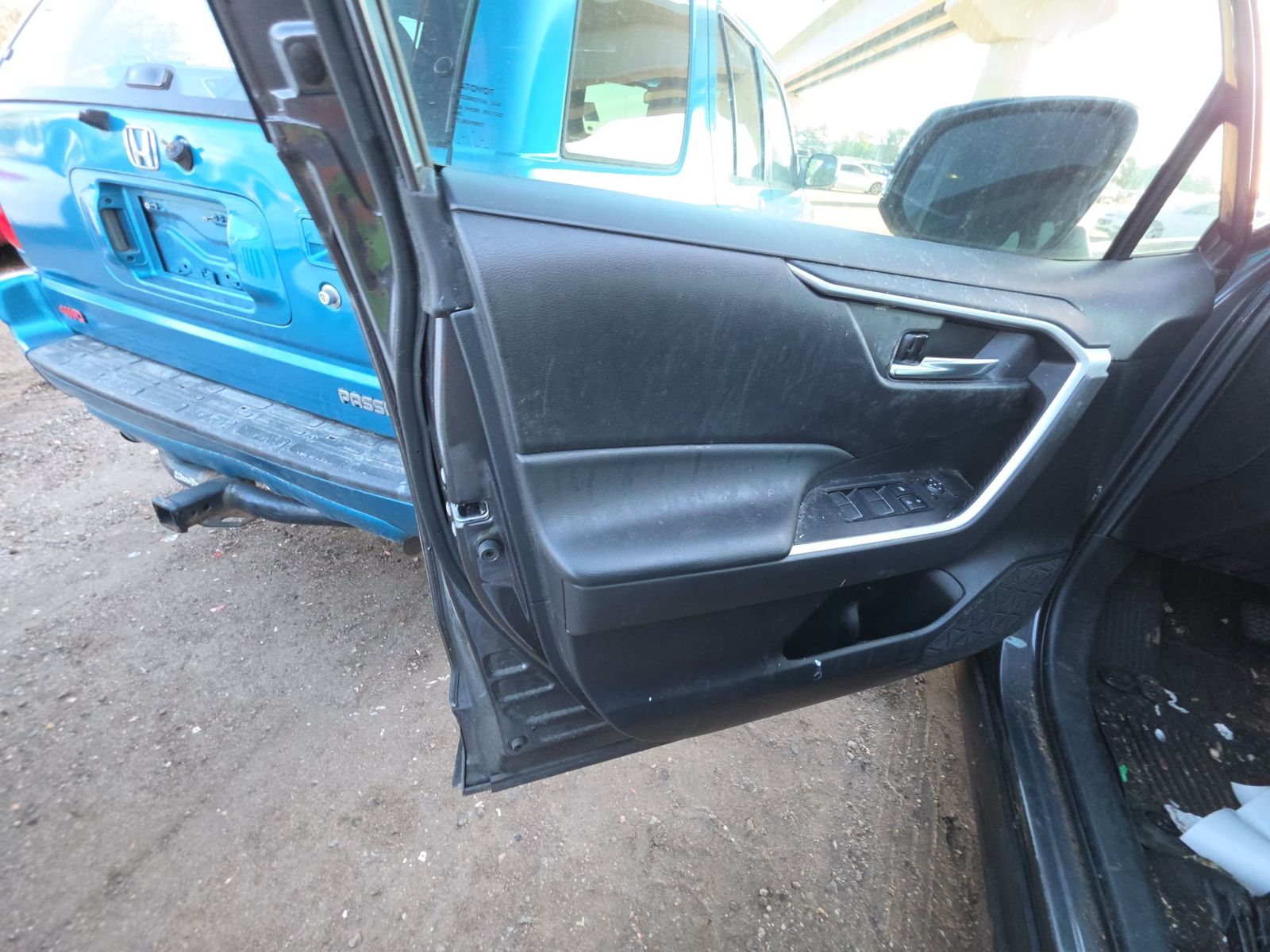 2022 Toyota RAV4 XLE FWD