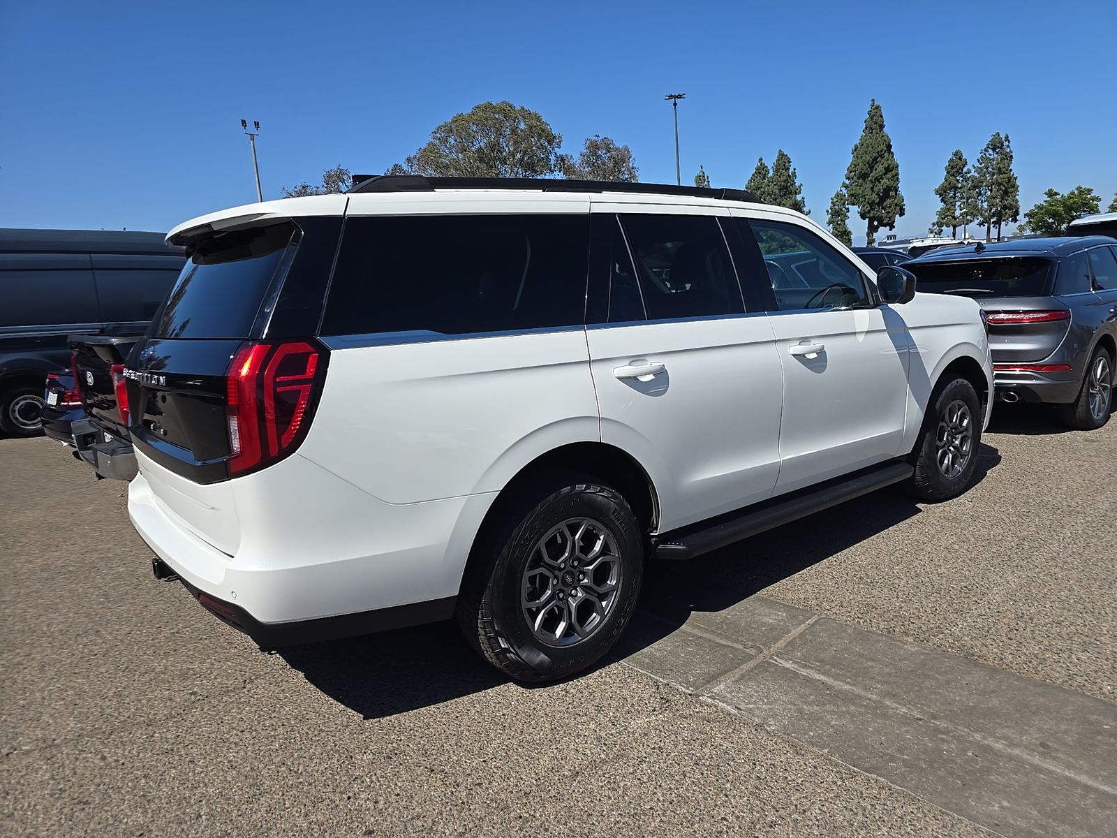 FORD EXPEDITION - 5