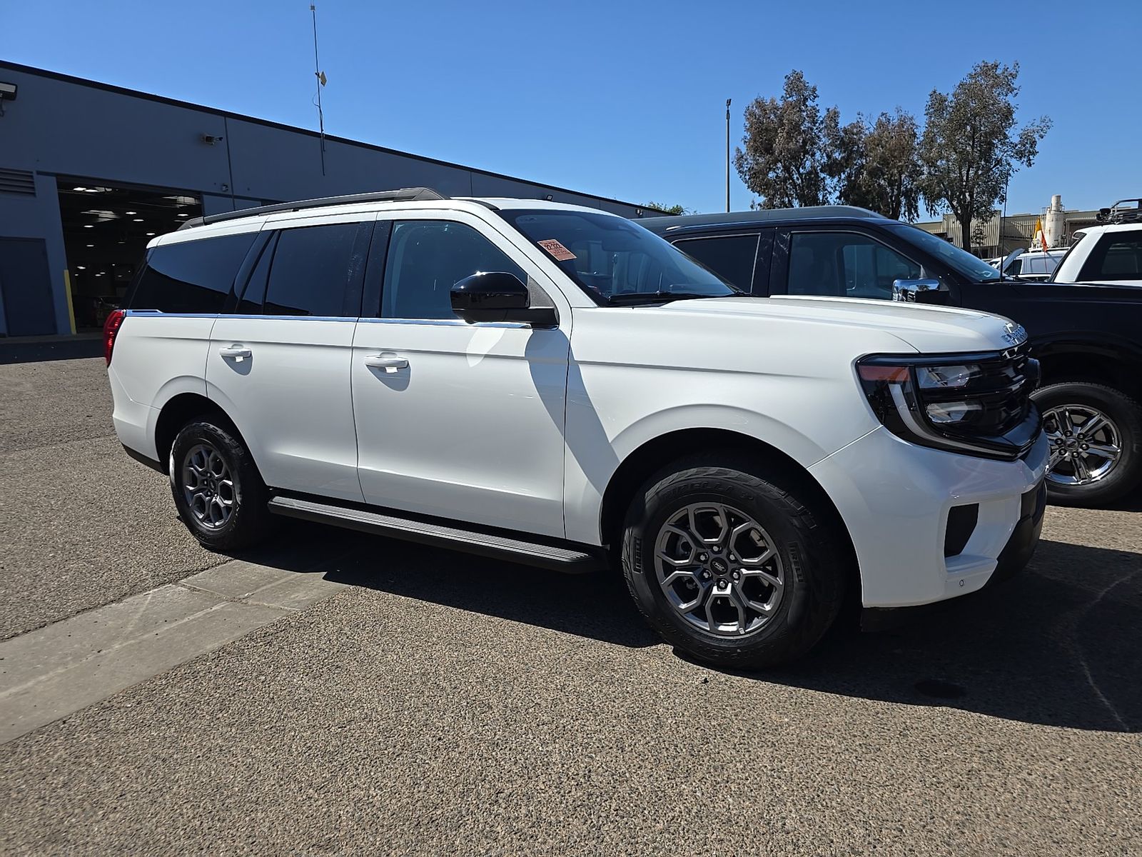 FORD EXPEDITION - 4