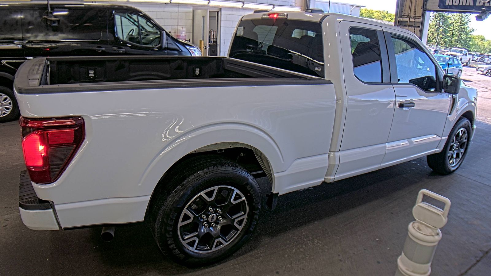 2024 Ford F-150 STX RWD