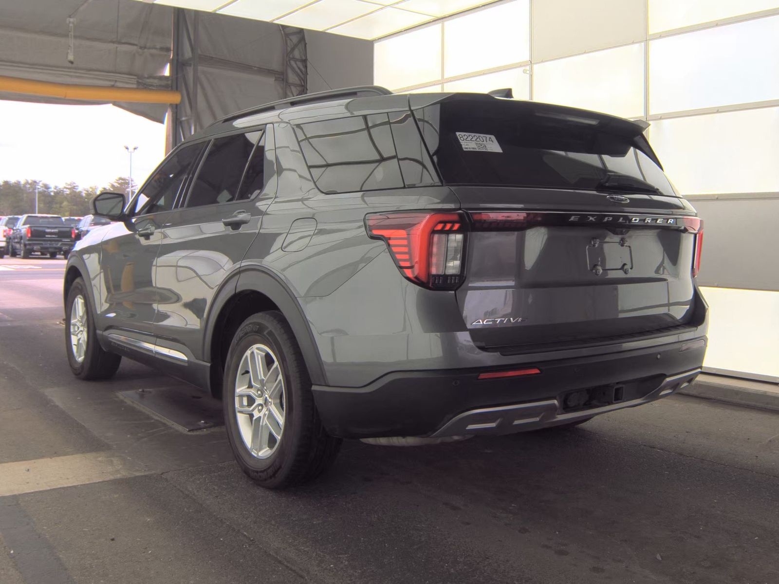 FORD EXPLORER - 9