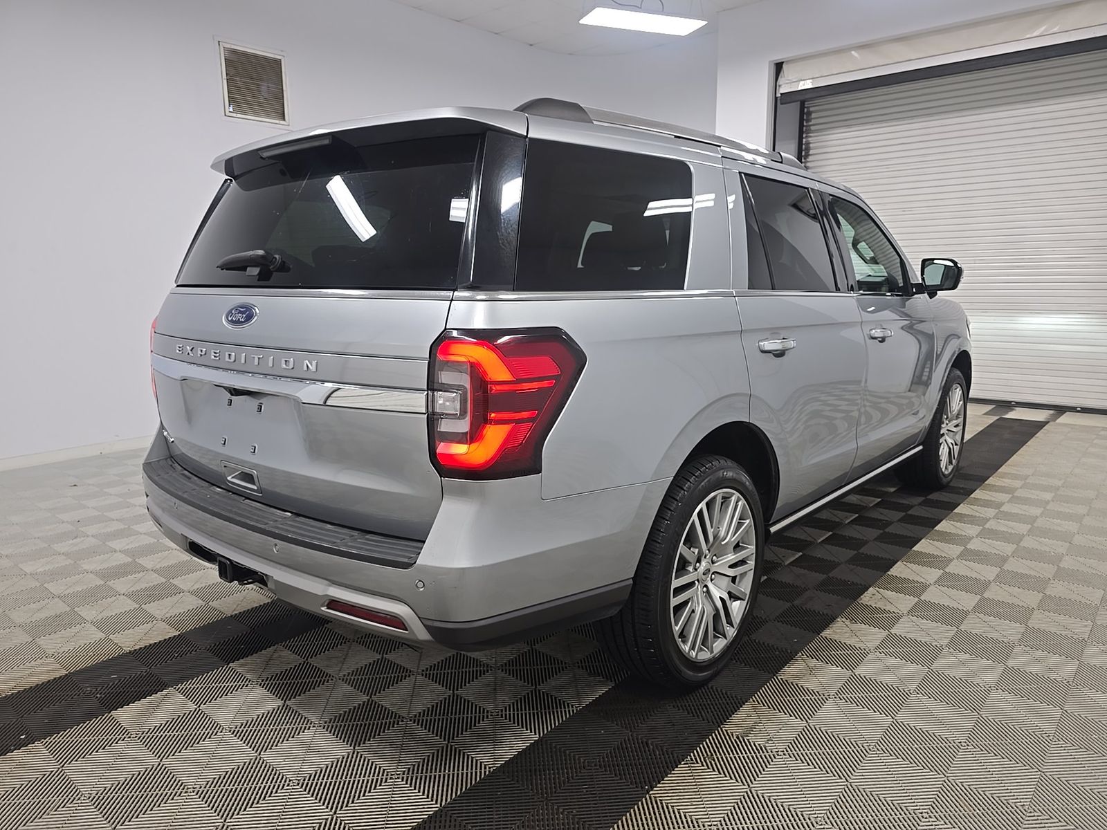 FORD EXPEDITION - 5