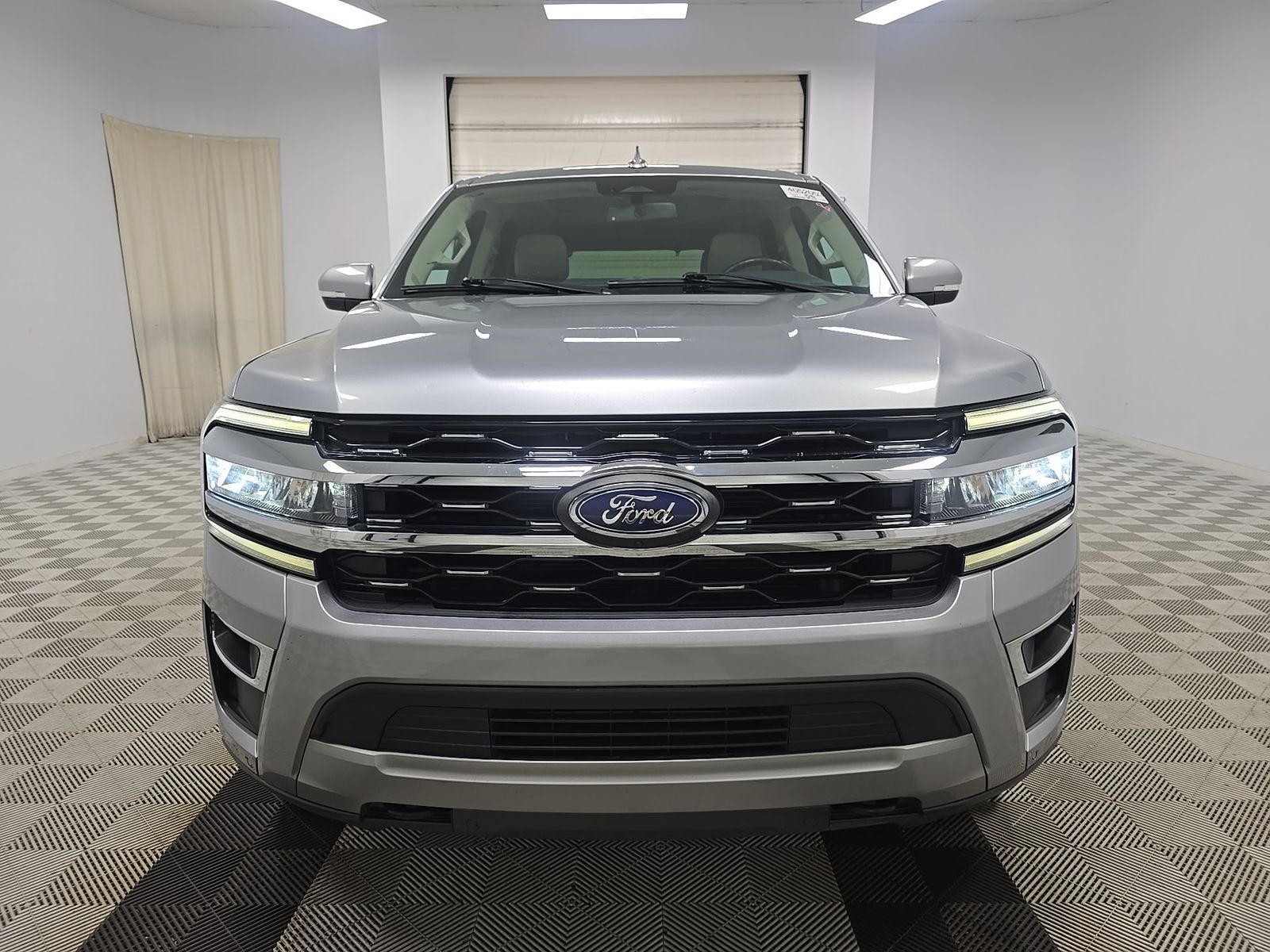 FORD EXPEDITION - 3