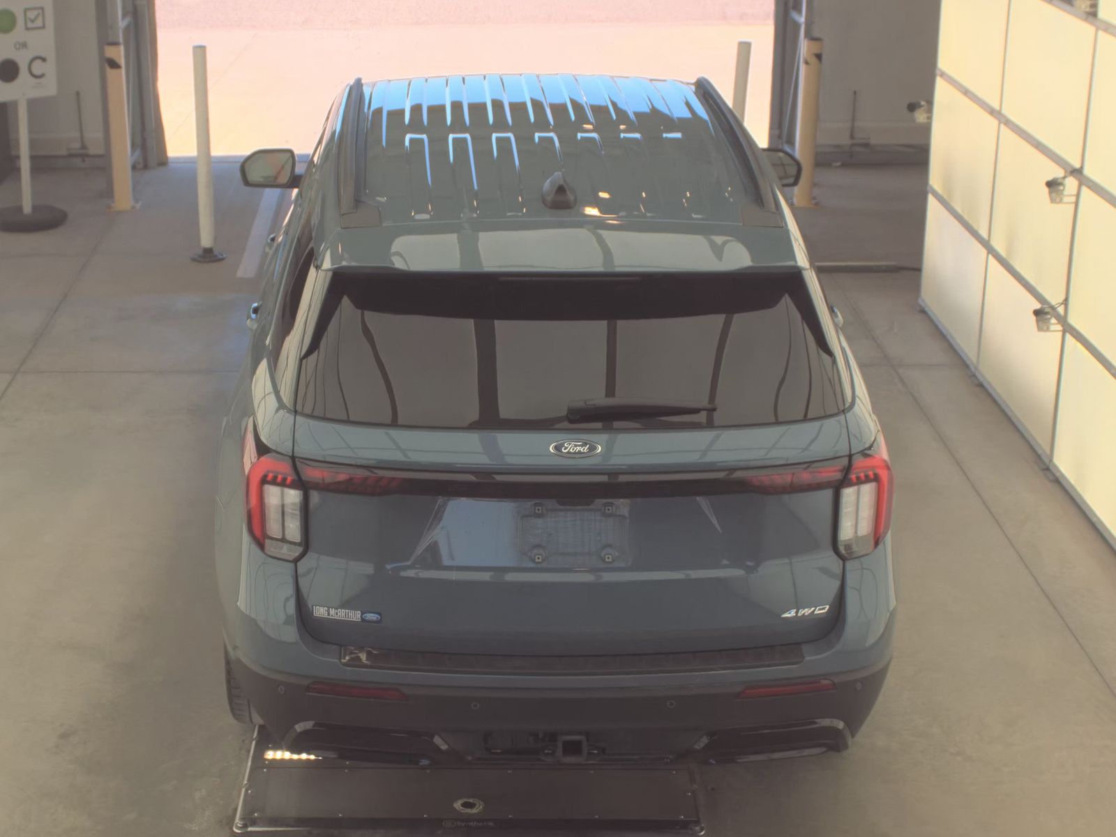 FORD EXPLORER - 7