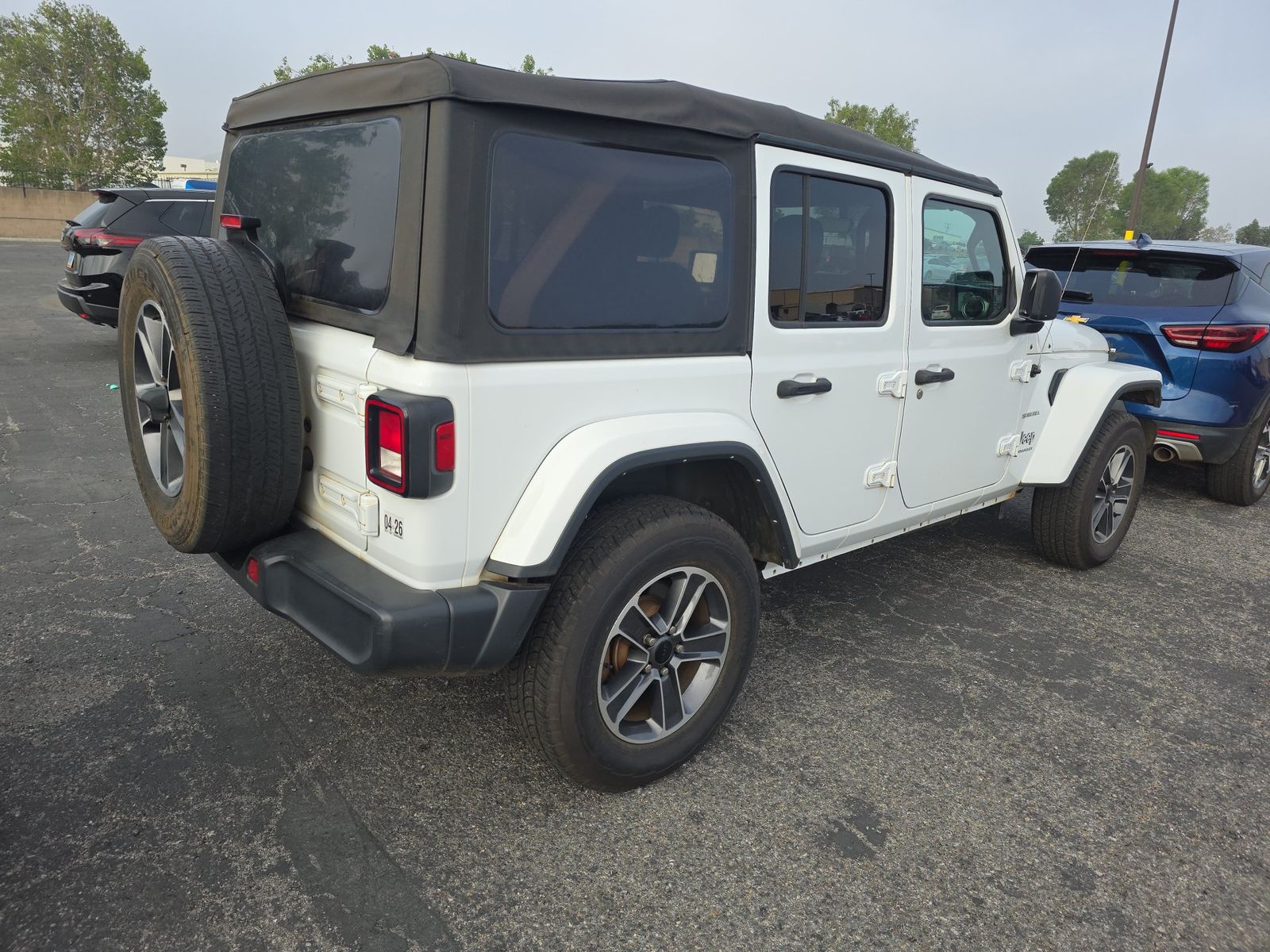 2023 Jeep Wrangler Sahara AWD