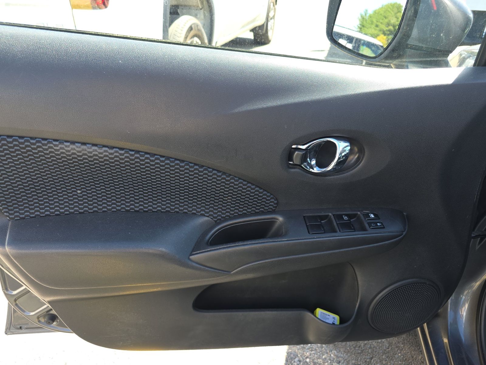 NISSAN VERSA NOTE - 10