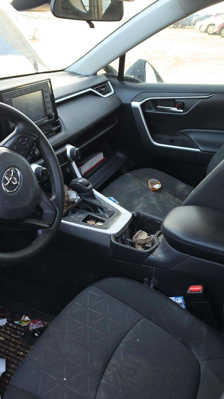 2022 Toyota RAV4 XLE FWD