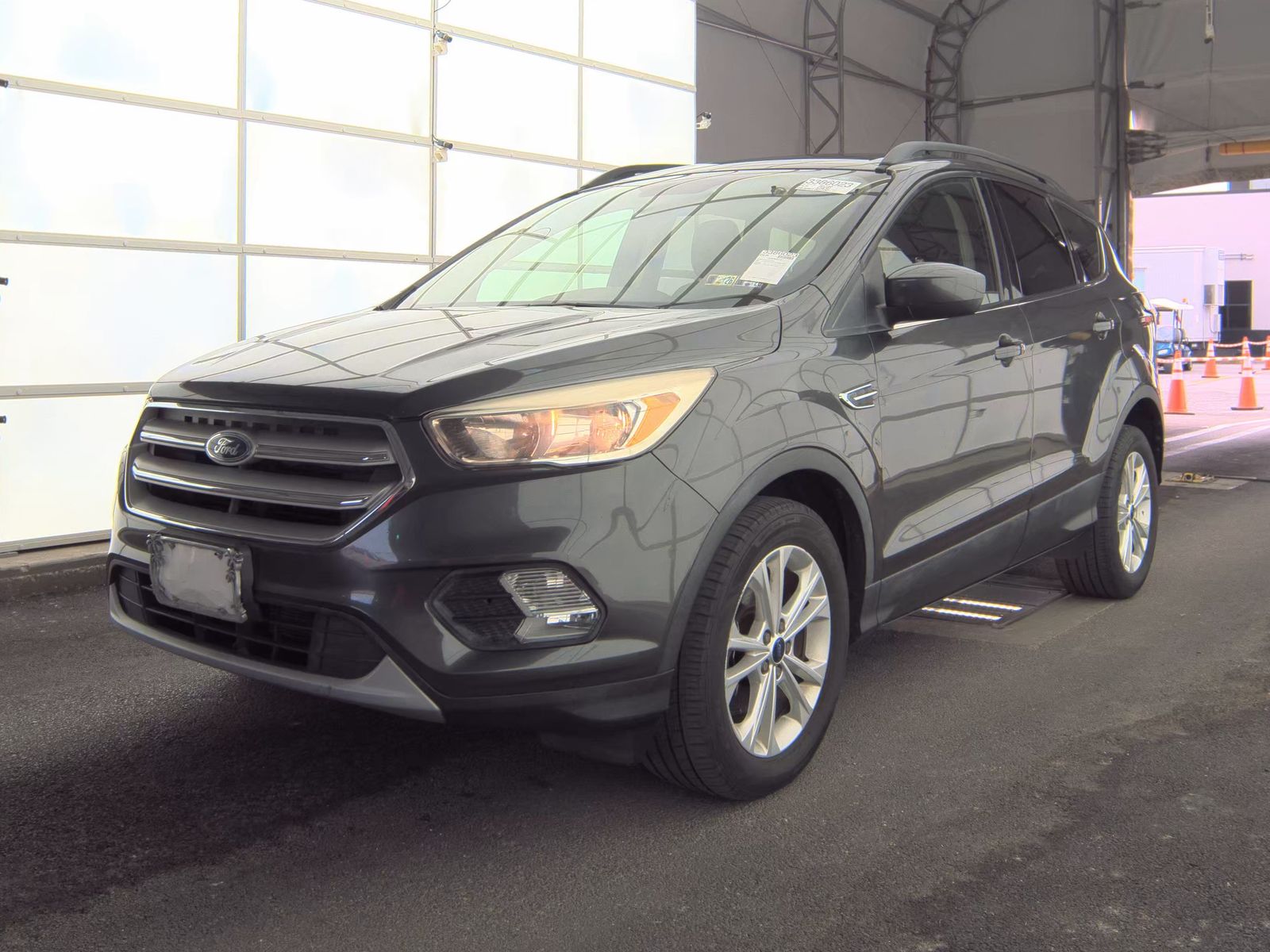 FORD ESCAPE - 1