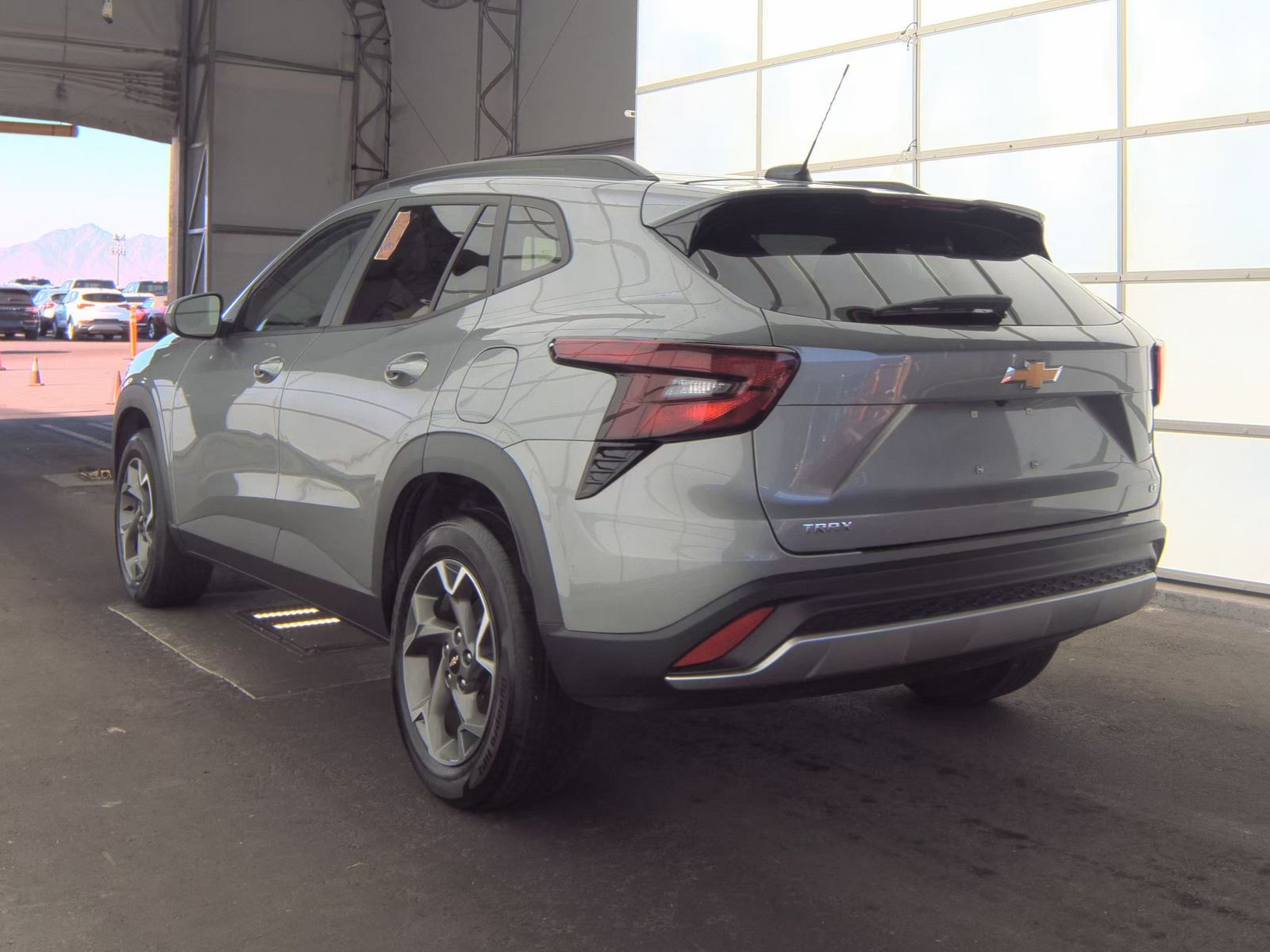 CHEVROLET TRAX - 9