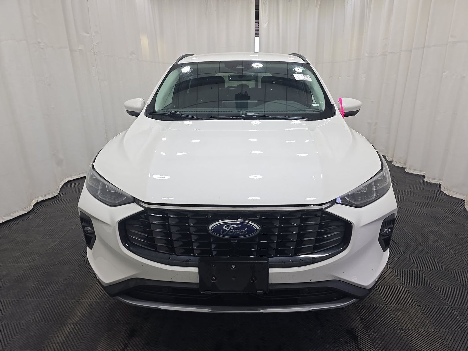 FORD ESCAPE - 3