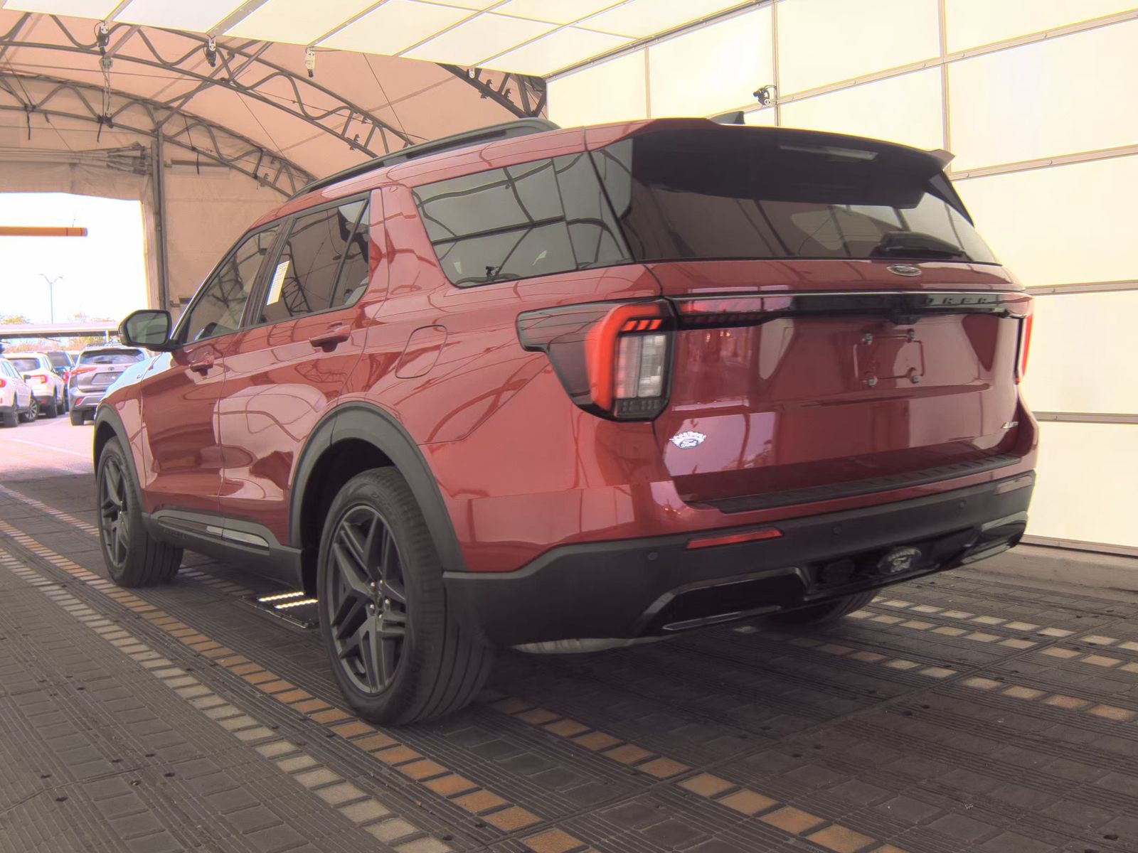 FORD EXPLORER - 9