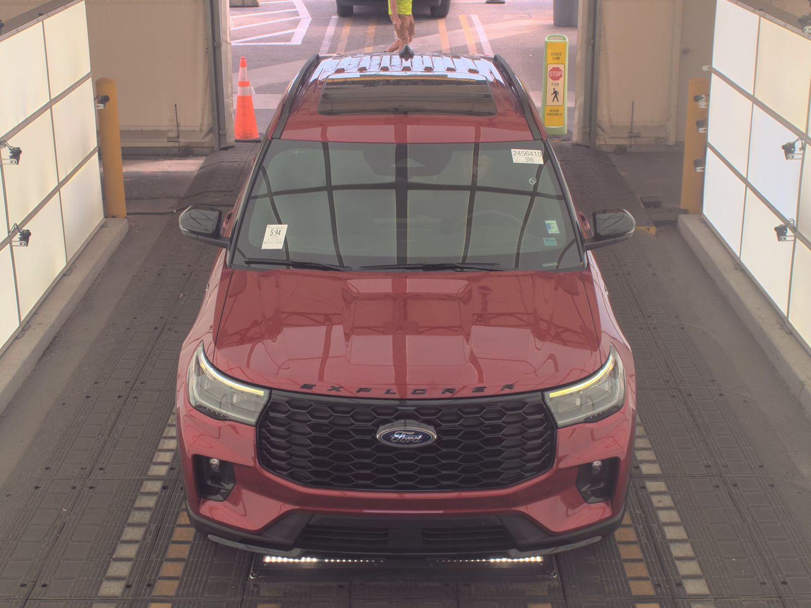 FORD EXPLORER - 3
