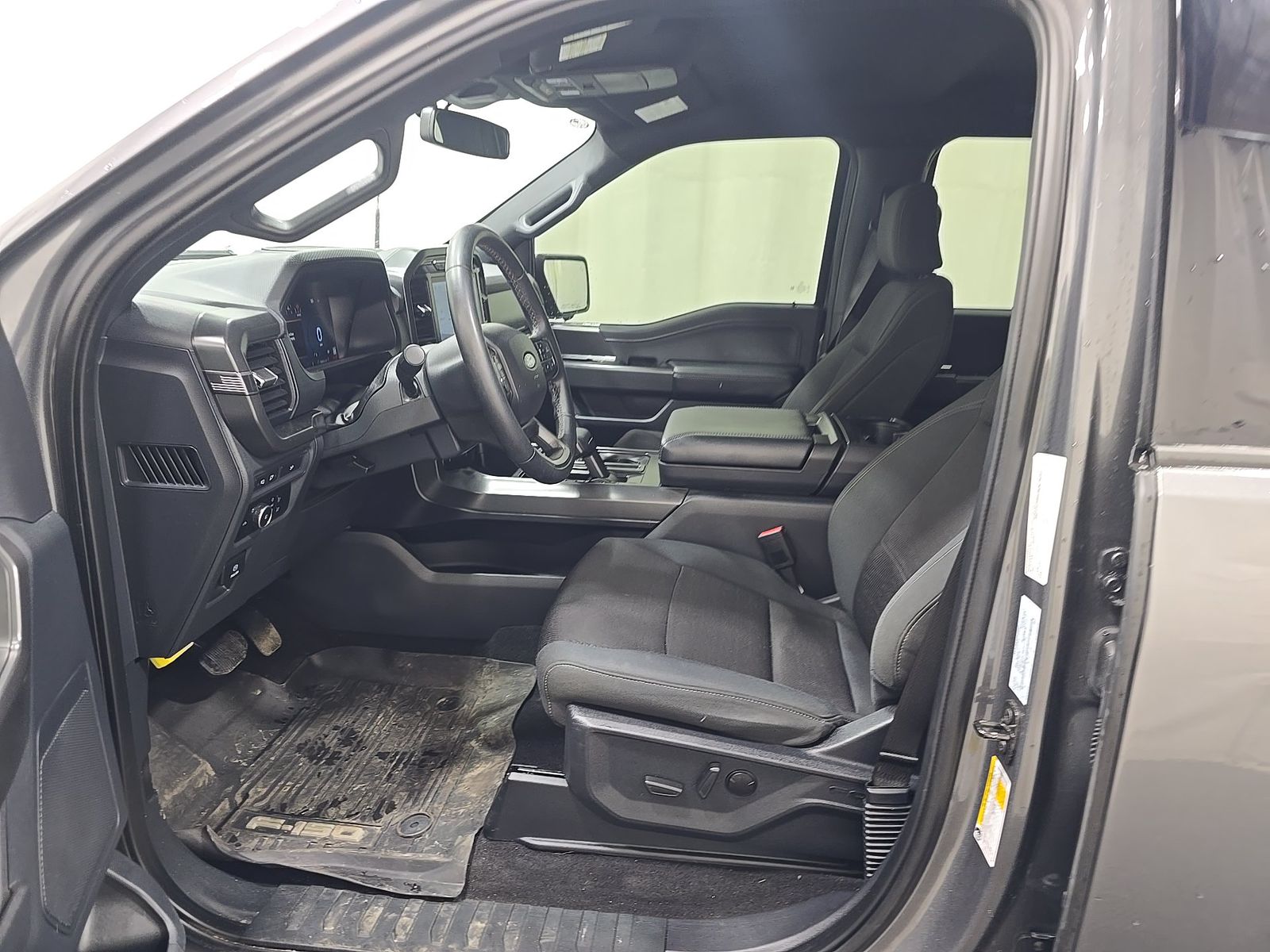 FORD F-150 - 8