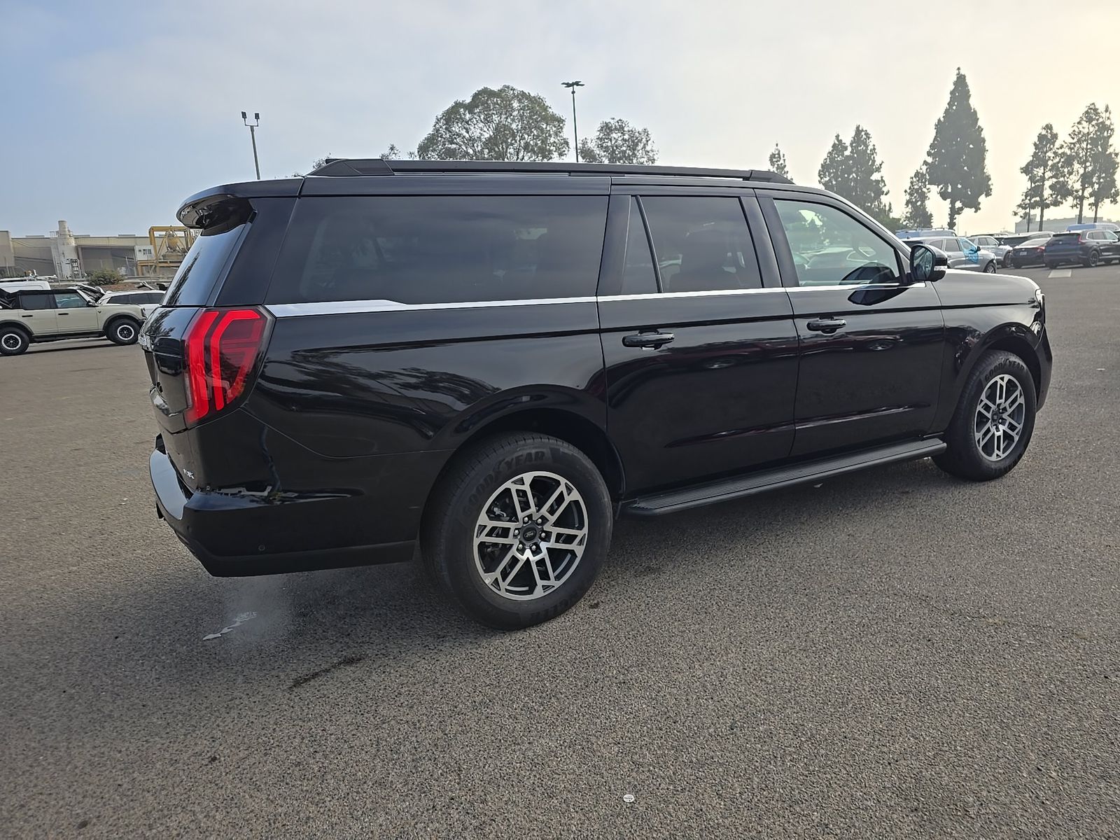 FORD EXPEDITION MAX - 5