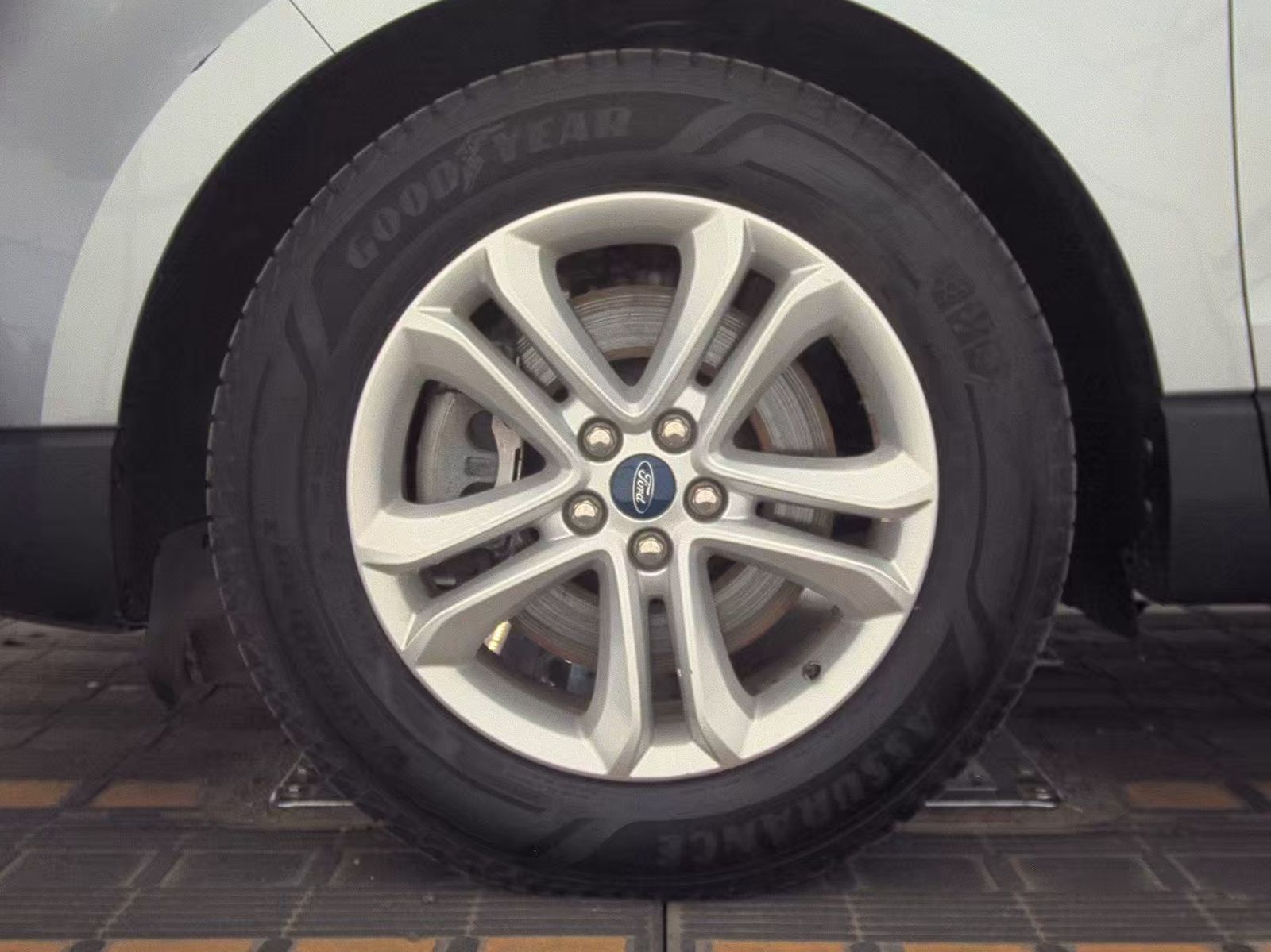 FORD EDGE - 10