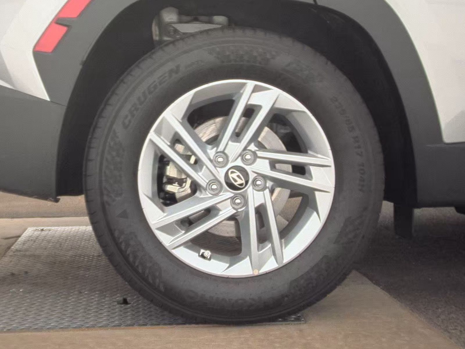 2026 Hyundai Tucson SE FWD