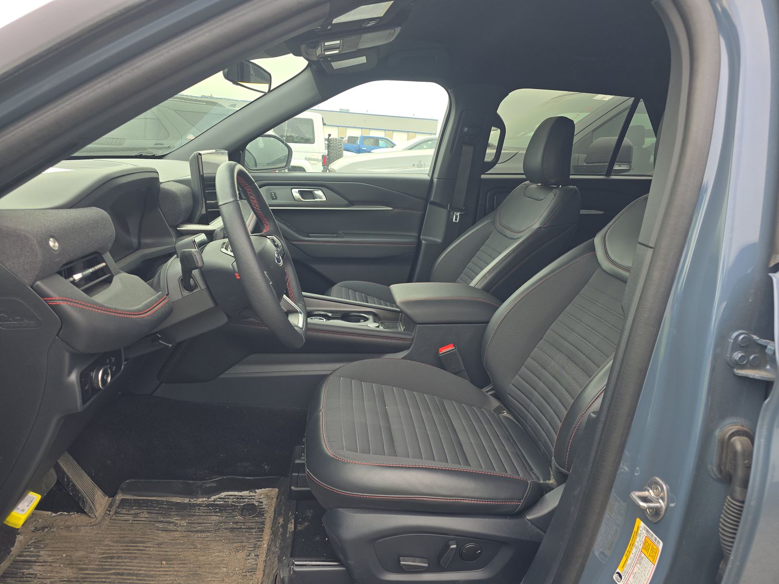 FORD EXPLORER - 8
