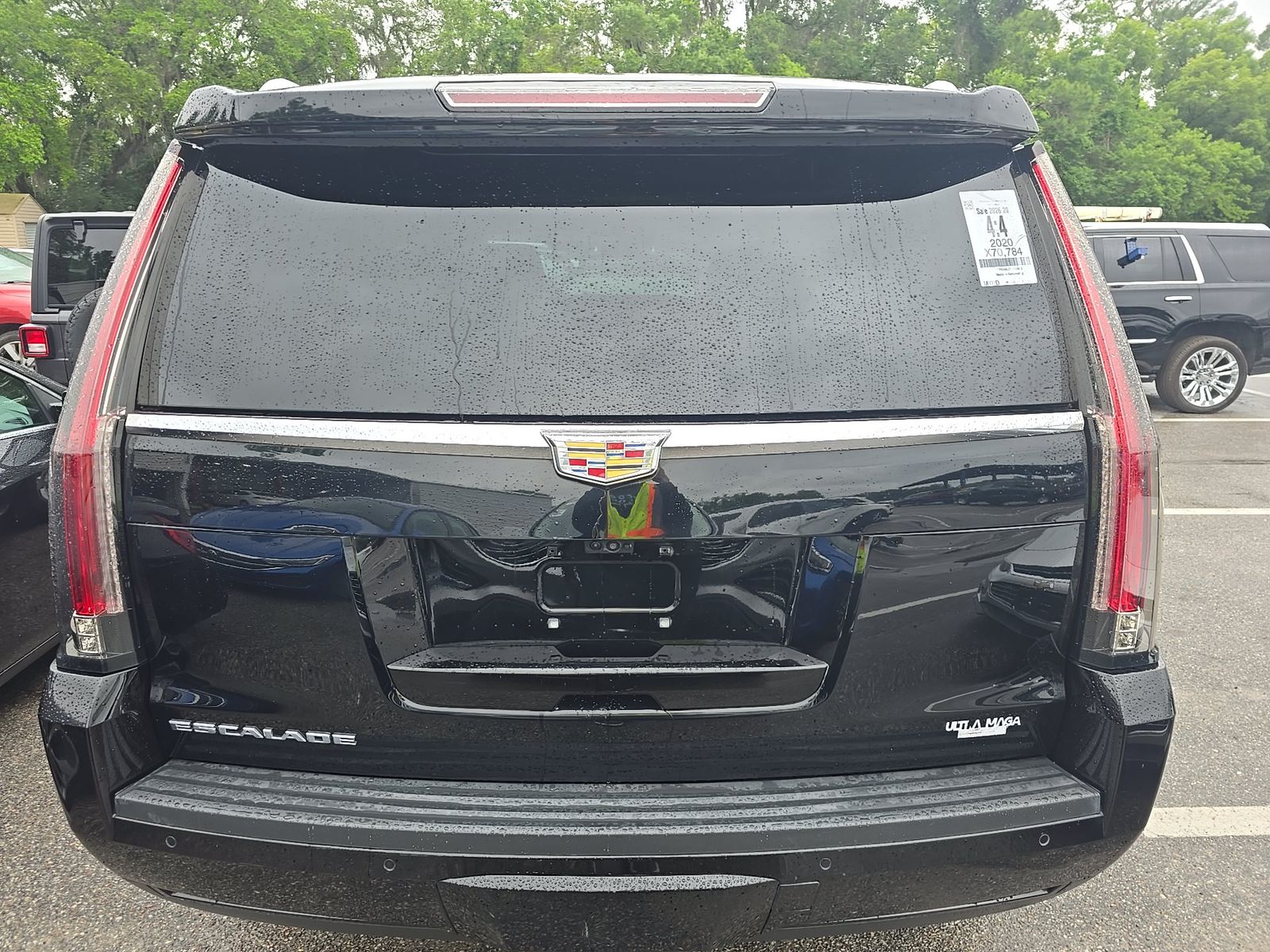 2020 Cadillac Escalade Luxury RWD