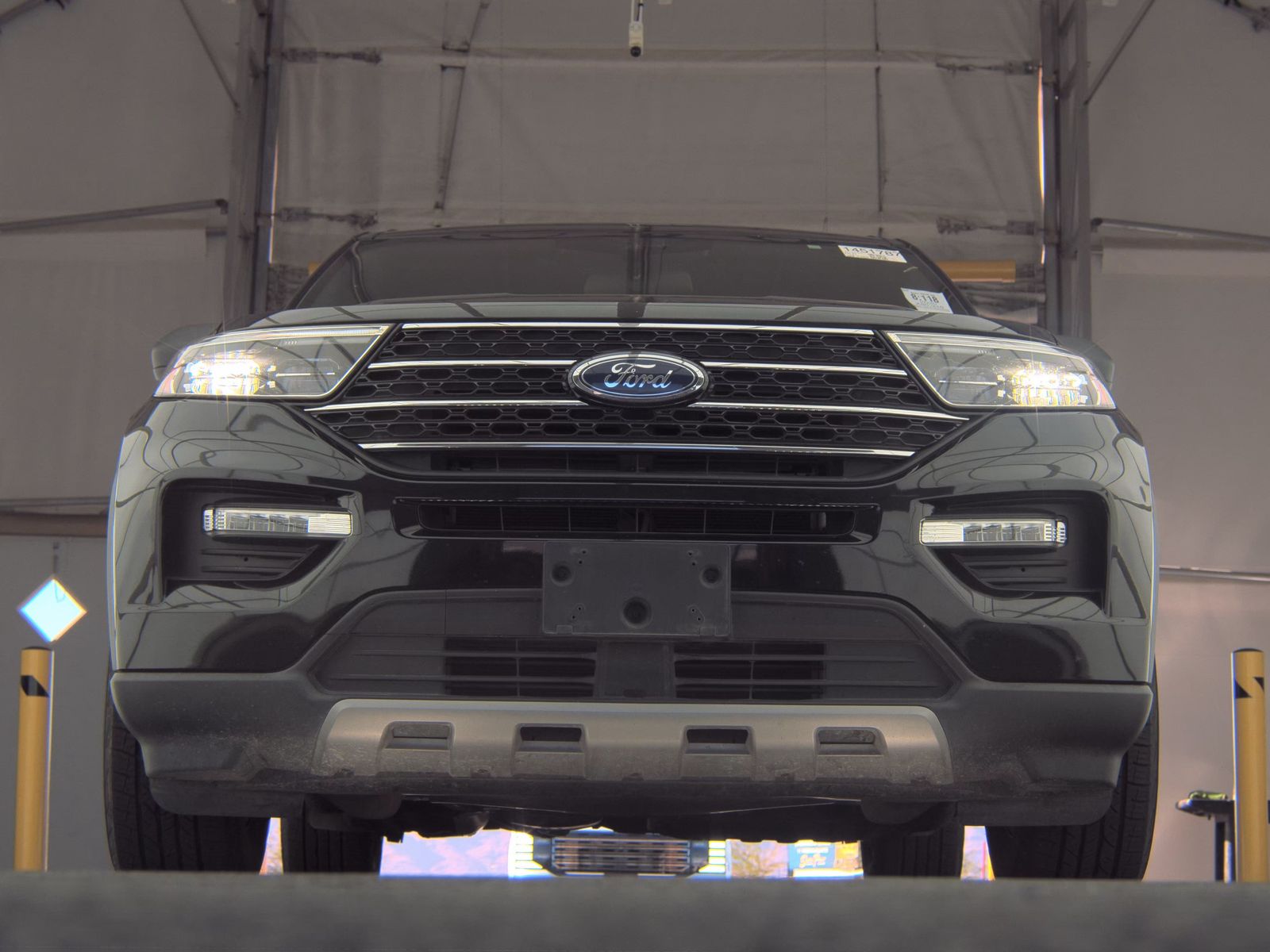 FORD EXPLORER - 4