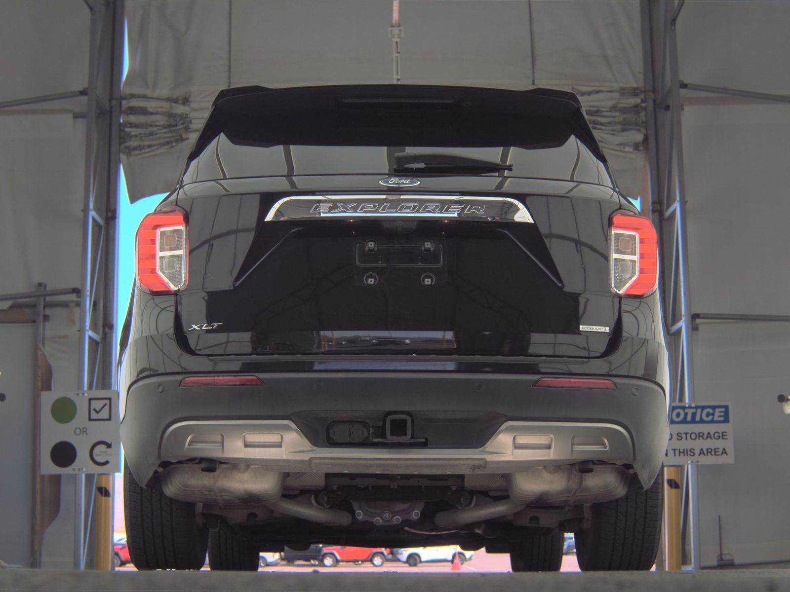 FORD EXPLORER - 8