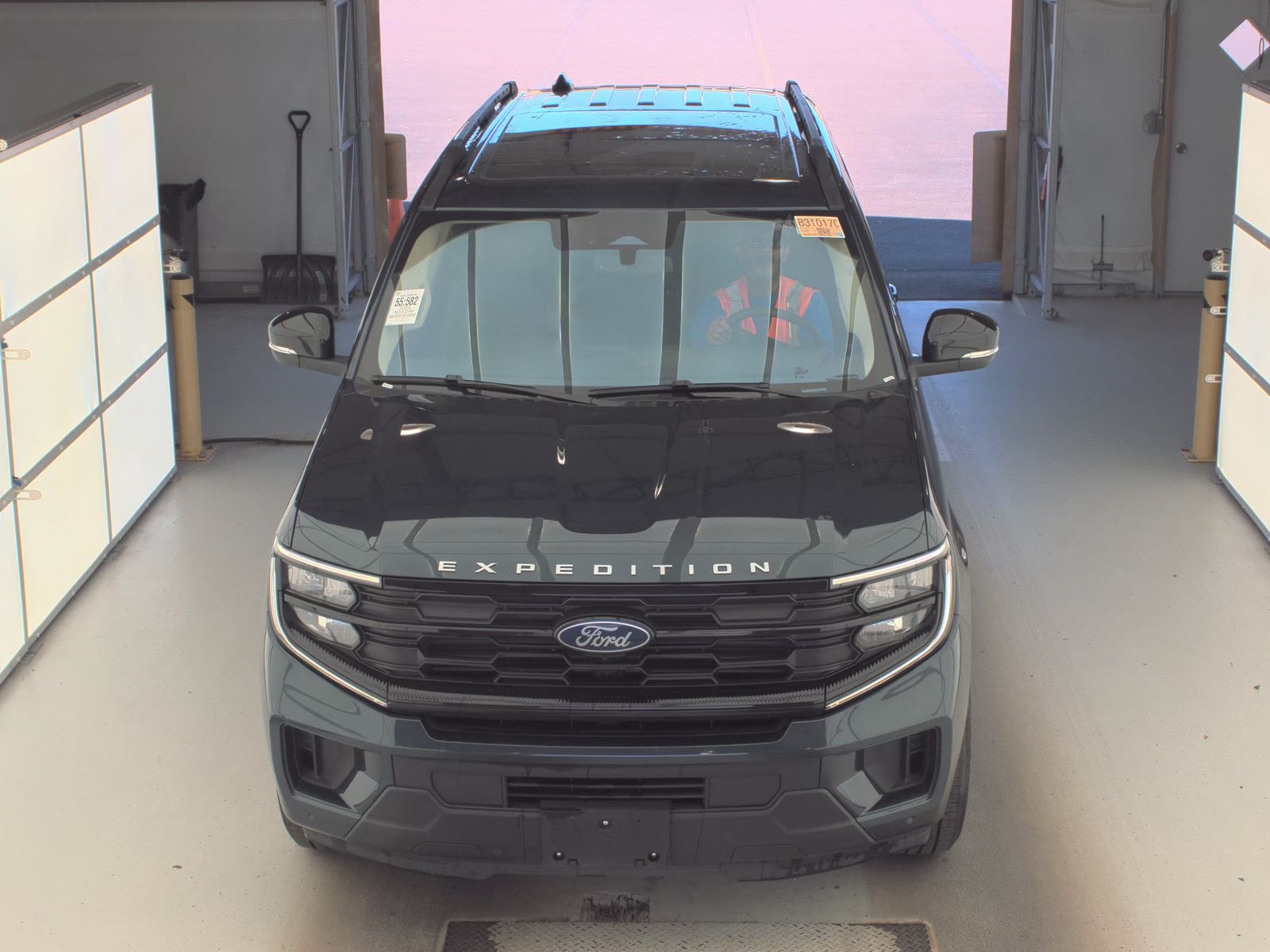 FORD EXPEDITION - 3