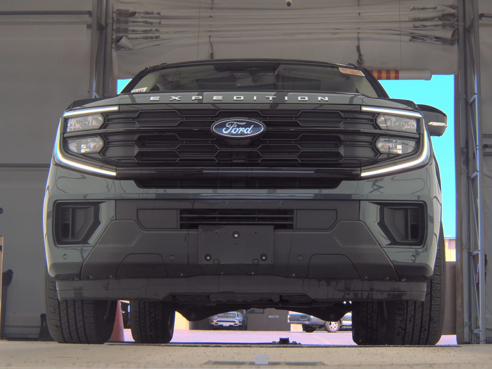 FORD EXPEDITION - 4