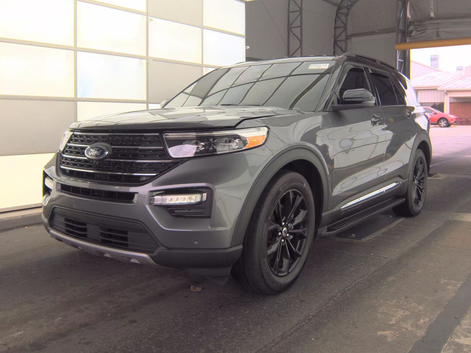 2024 Ford Explorer XLT RWD