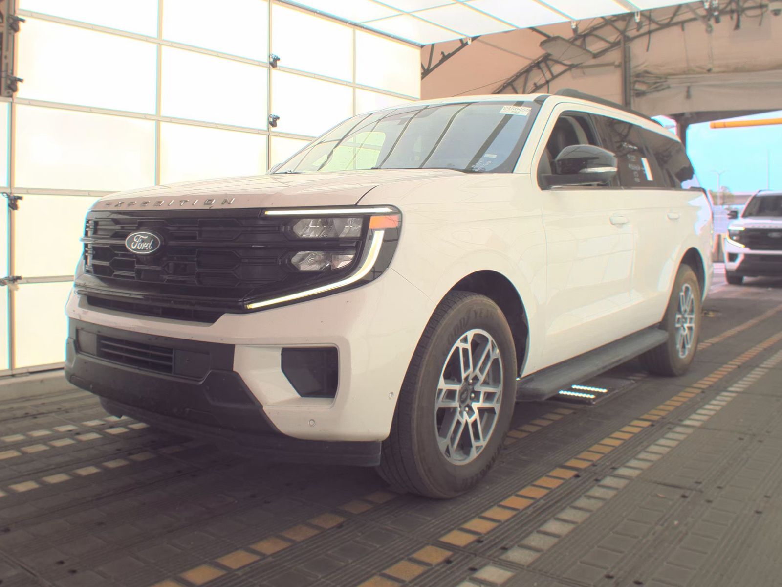 FORD EXPEDITION - 1