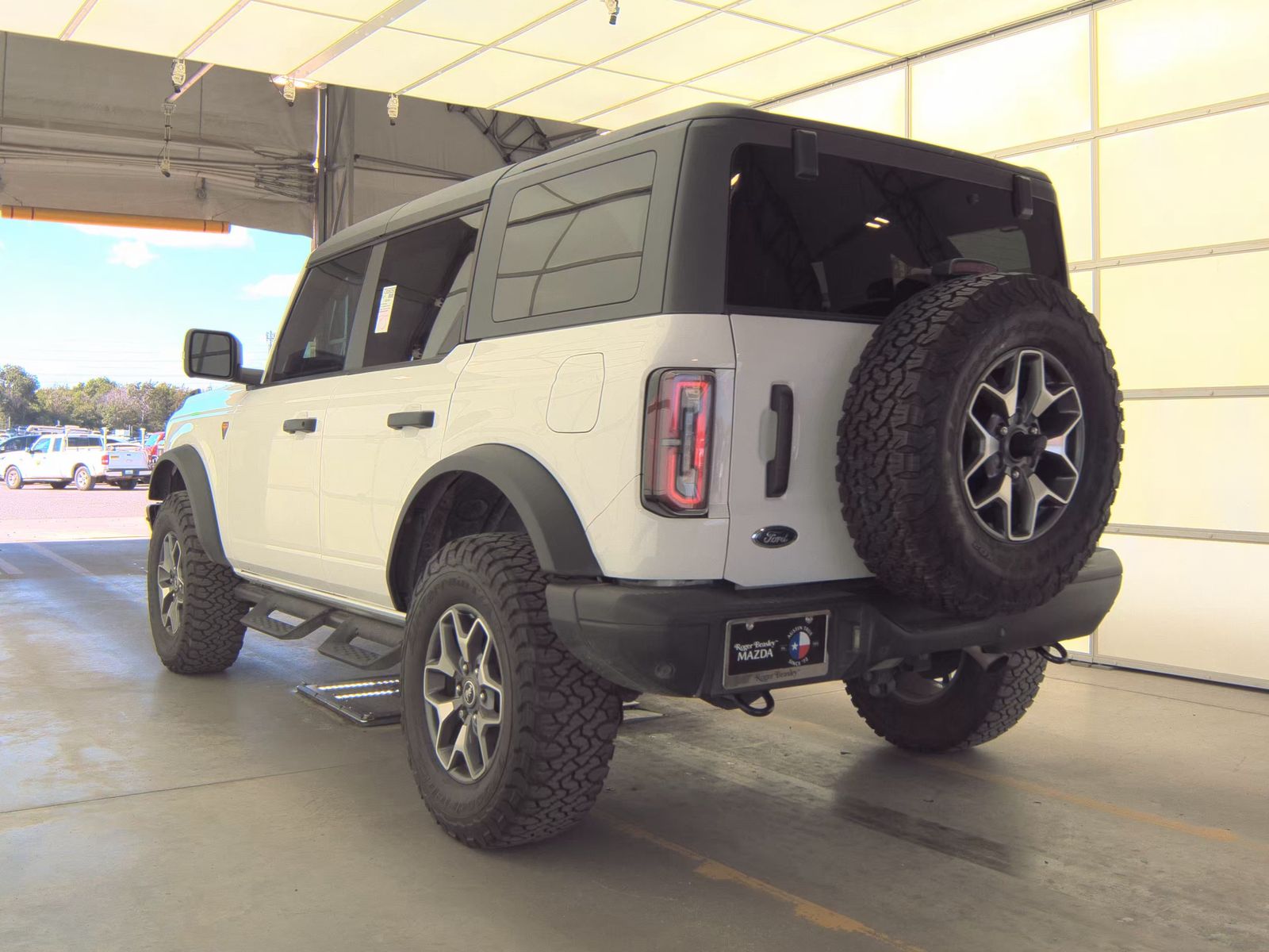 FORD BRONCO - 9