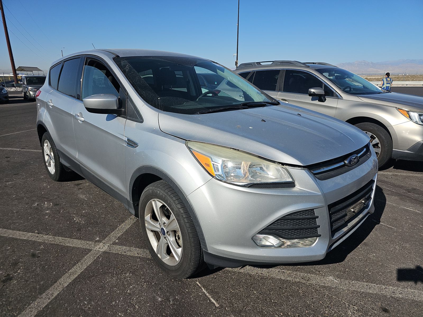 FORD ESCAPE - 4