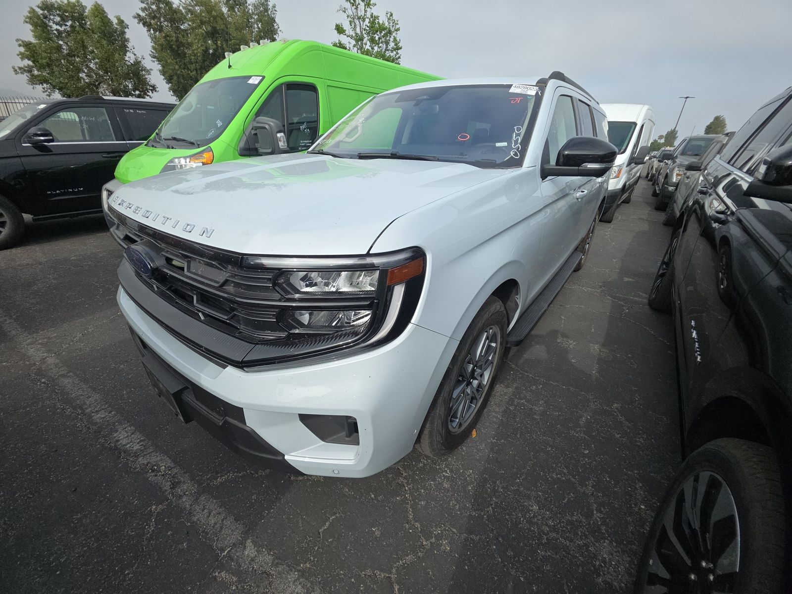 FORD EXPEDITION MAX - 1