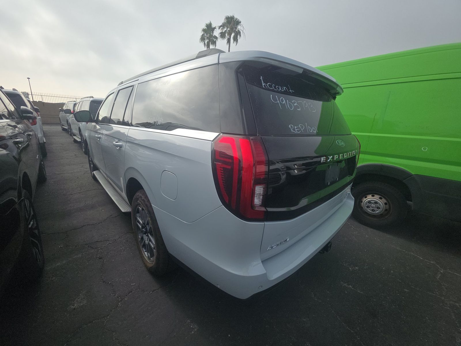 FORD EXPEDITION MAX - 7