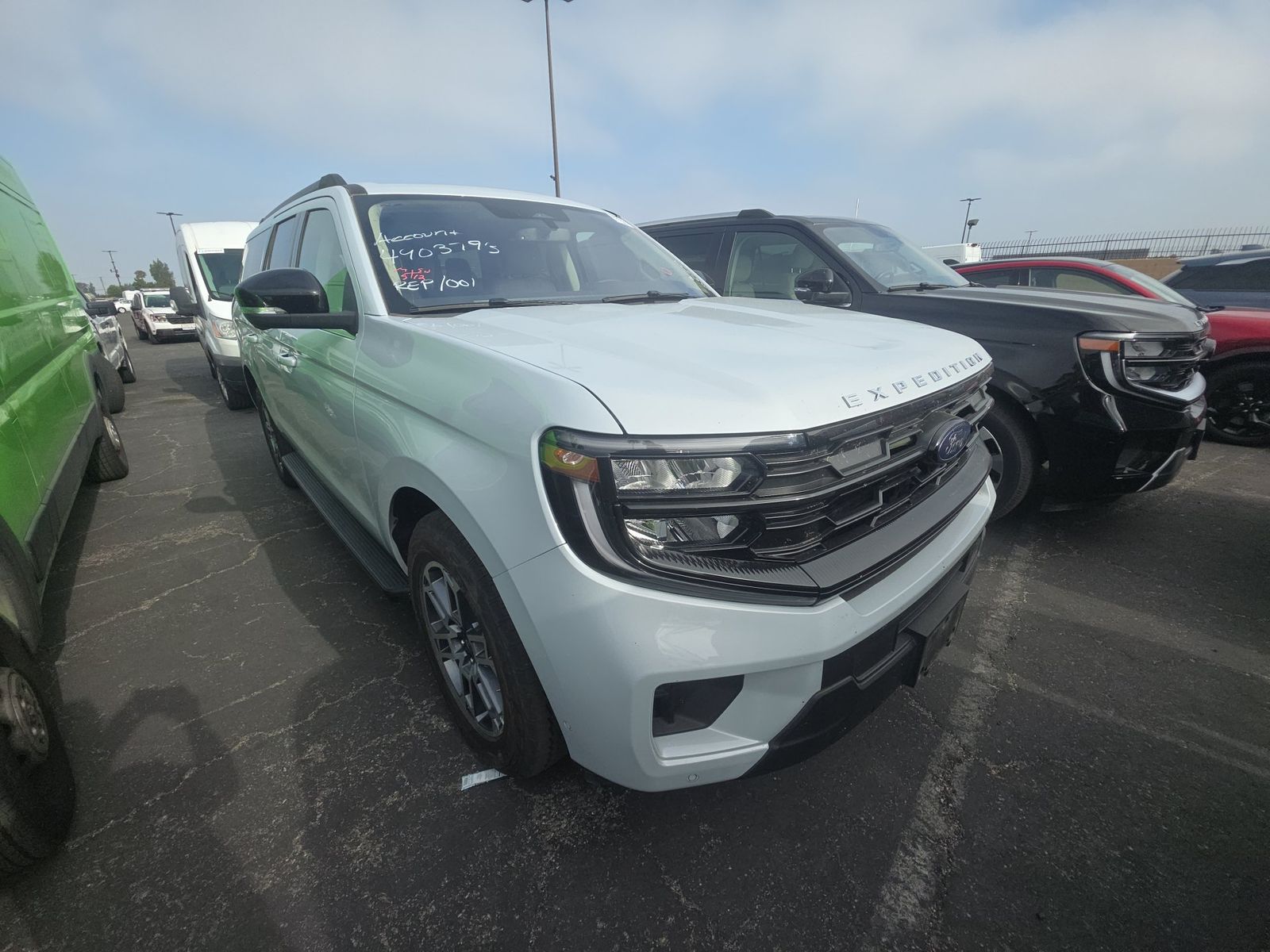 FORD EXPEDITION MAX - 4