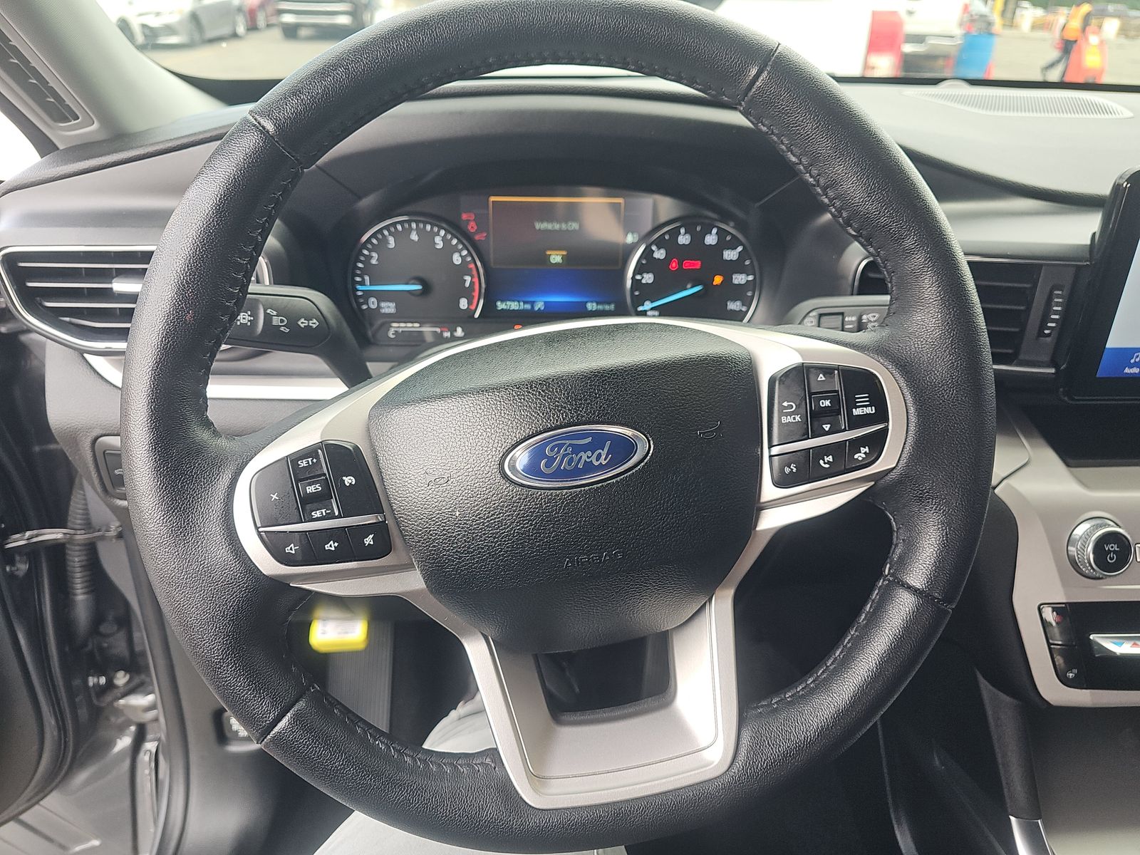 2024 Ford Explorer XLT RWD