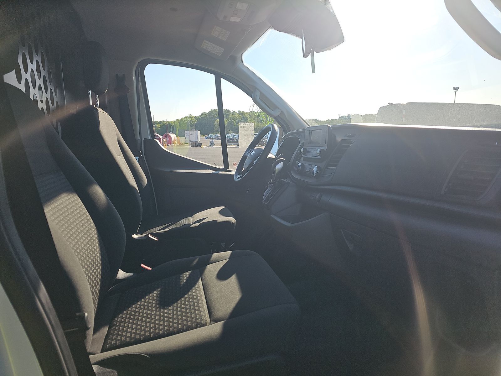 FORD TRANSIT 250 - 9