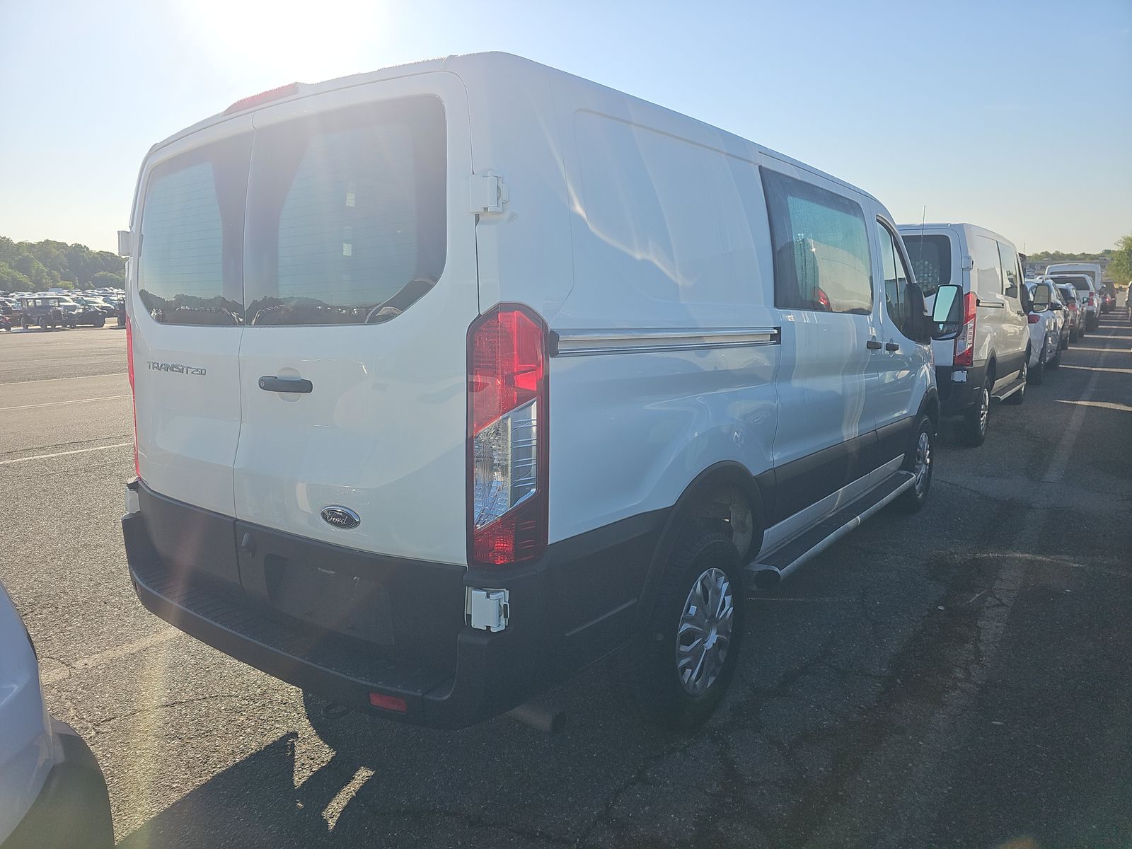 FORD TRANSIT 250 - 5
