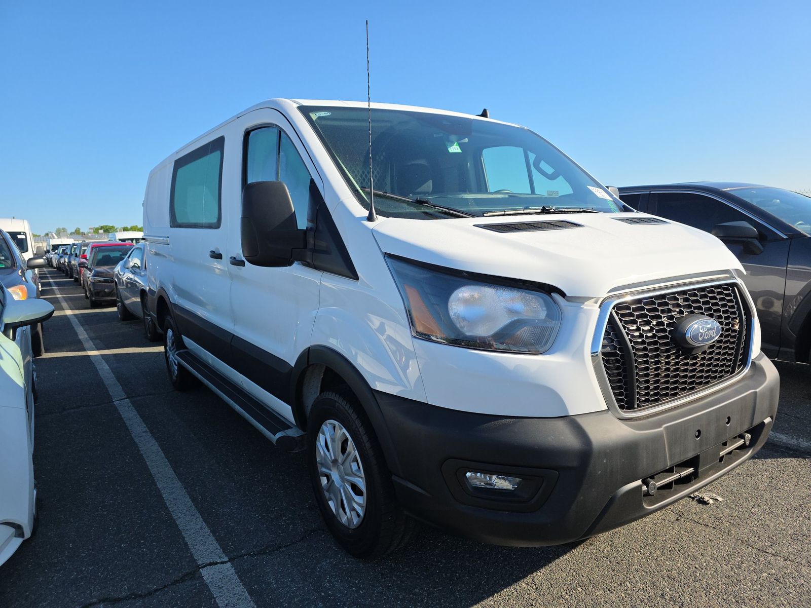 FORD TRANSIT 250 - 4